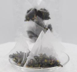 Machine à emballer de sac pyramide de thé sain PLA avec expédition de sac extérieur préfabriqué vers